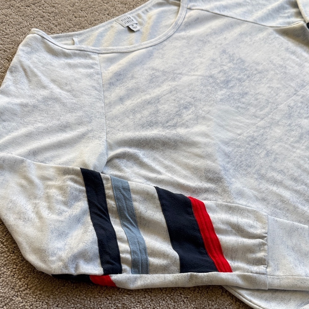 Peyton Jensen Striped Sleeve Sweatshirt - Picture 2 of 7